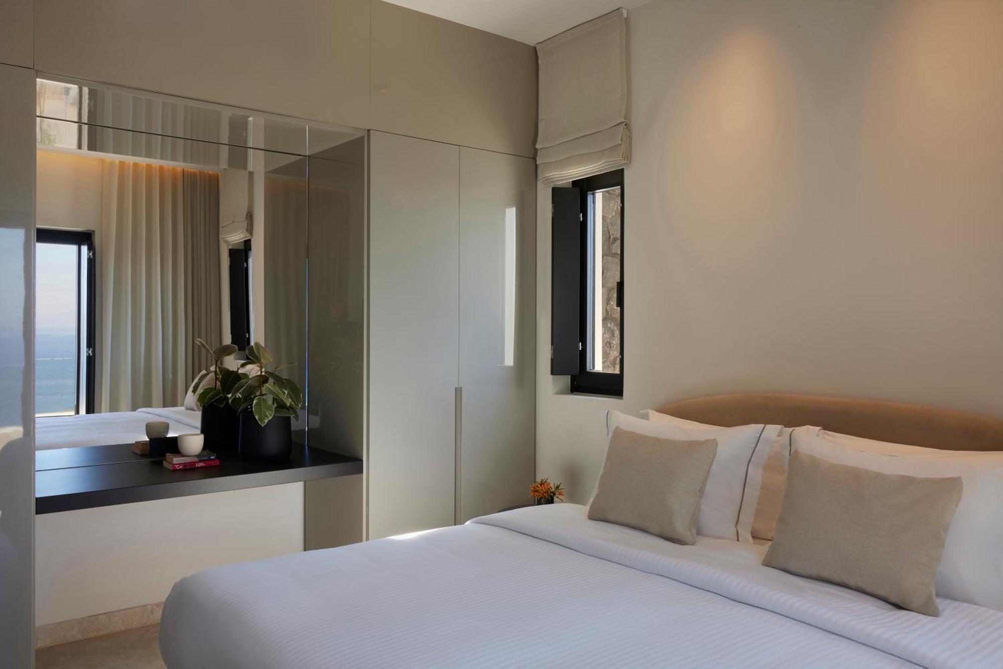 Aernia Suites & Art อาโกรตีรี ภายนอก รูปภาพ